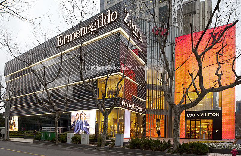 �Ϻ������Ƿ�װչ����Ӱ